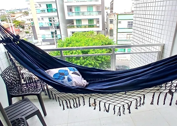 Apt Beira Mar Praia Forte WiFi Ar Garagem Lavaroupa